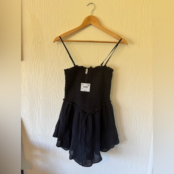 AE American Eagle Black Smocked Bella Ruffle Tiered Romper Playsuit Boho Prairie - Picture 7 of 9